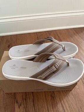 Clarks Women's Brinkley Jazz Cloudsteppers